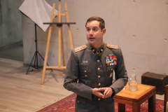 capitán weisser en el cordillera - 3