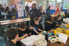 Copia de Colegio Cordillera es finalista en competencia de robótica - 3